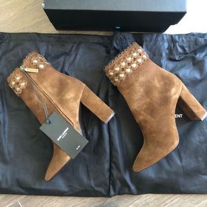 Saint Laurent Lou Bootie (Suede)